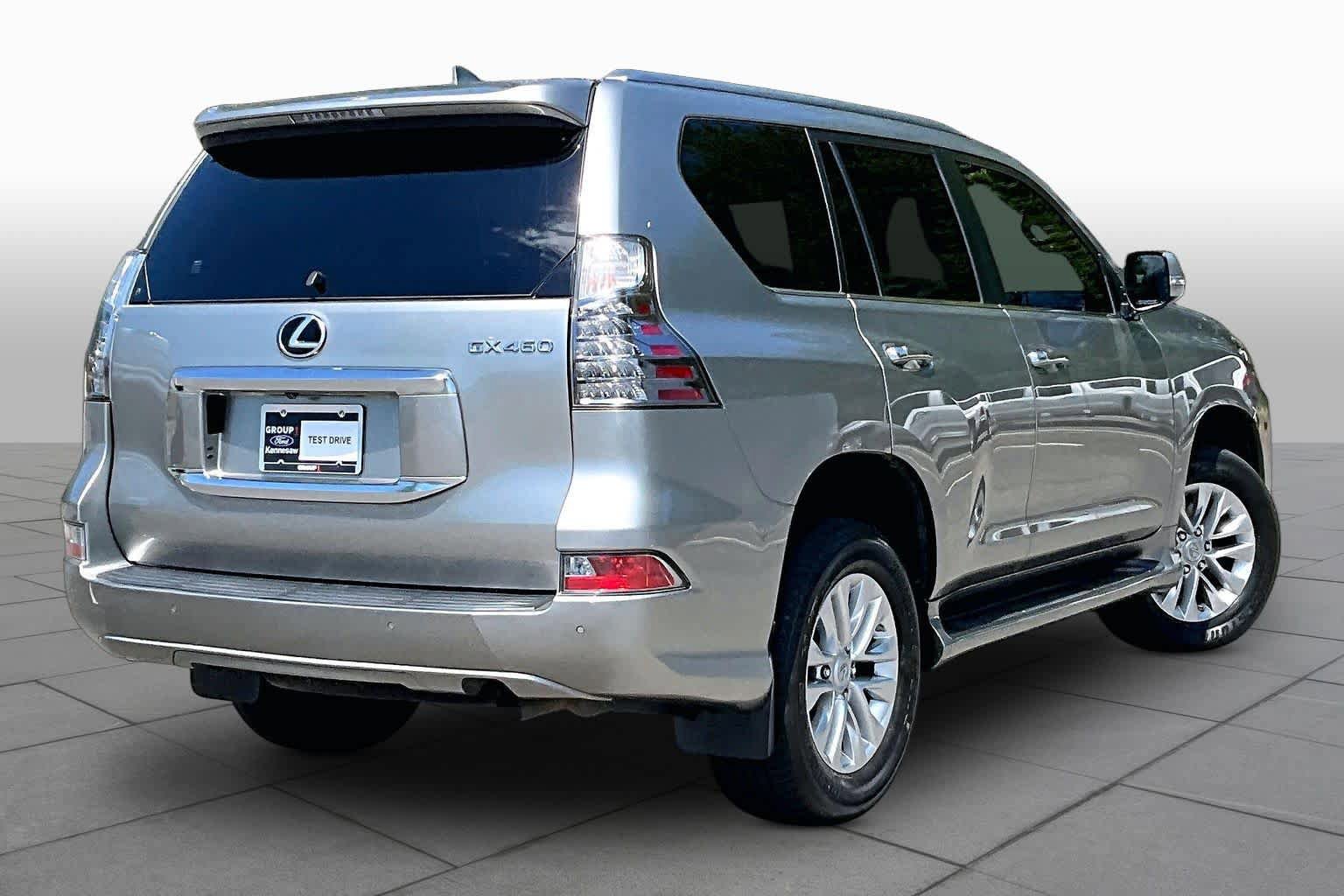 Used 2020 Lexus GX 460 Premium w/ Premium Package AWD/4WD image 13