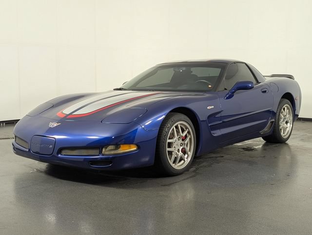 Used 2004 Chevrolet Corvette Z06 w/ Z06 Preferred Equipment Group RWD image 4