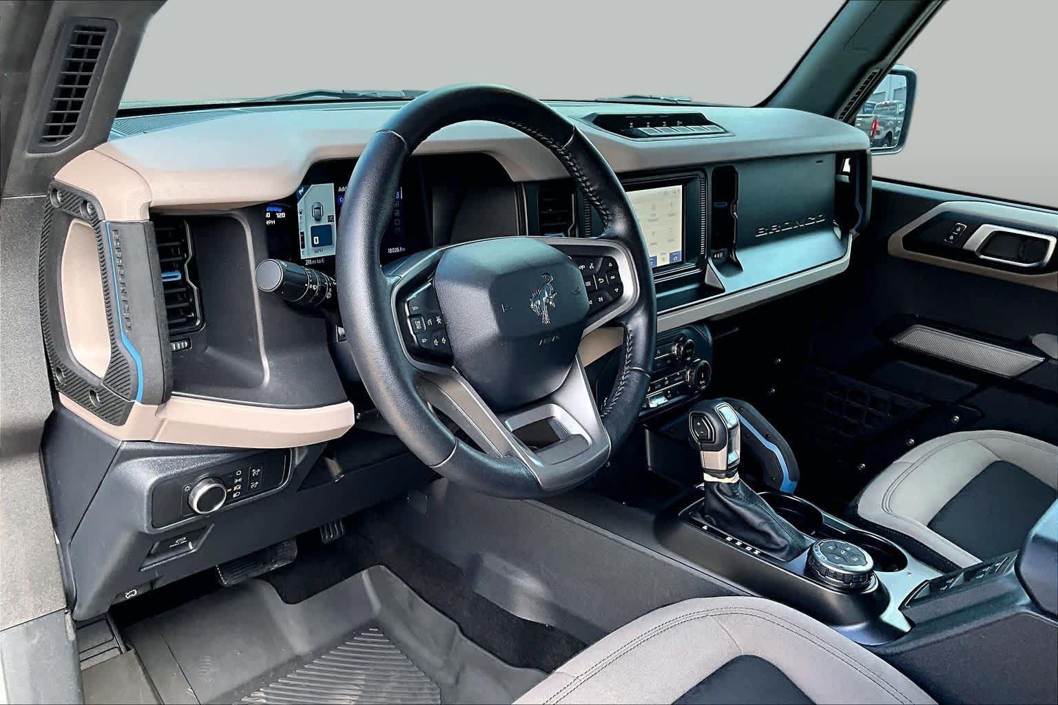 Used 2022 Ford Bronco Wildtrak AWD/4WD image 17