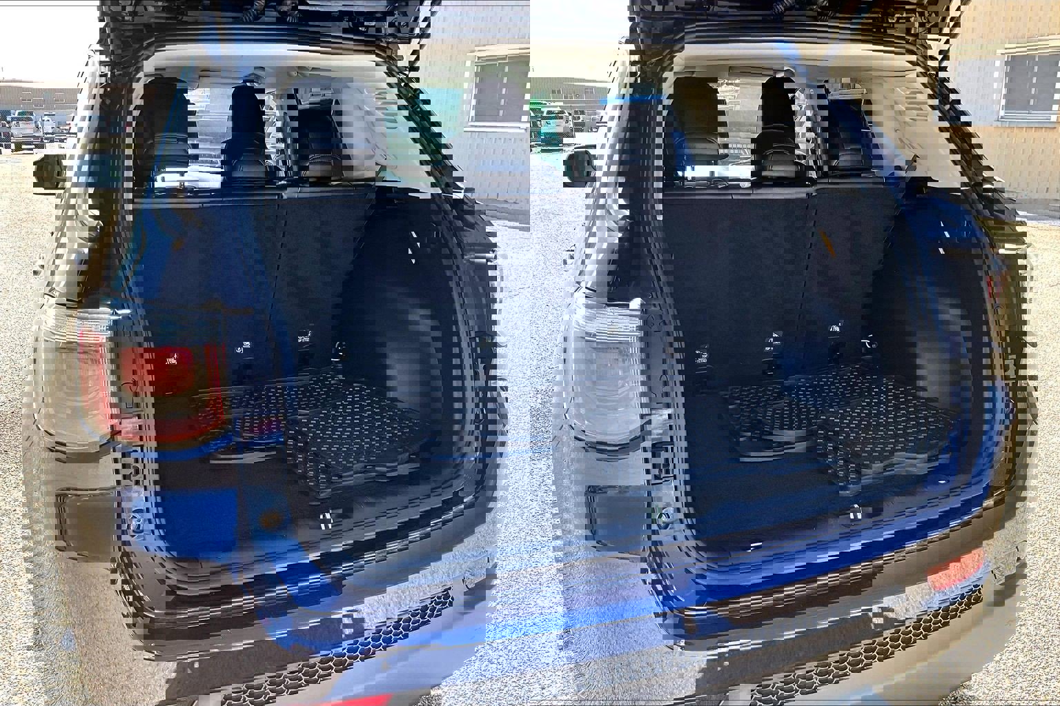 Used 2019 Jeep Compass Trailhawk image 19