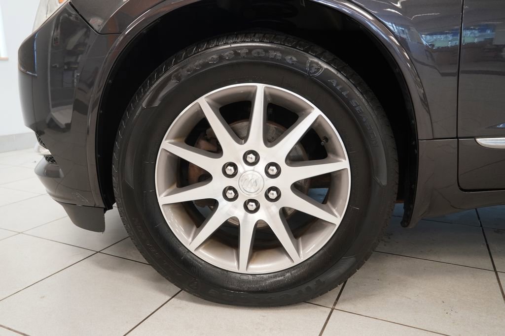 Used 2017 Buick Enclave Leather image 18