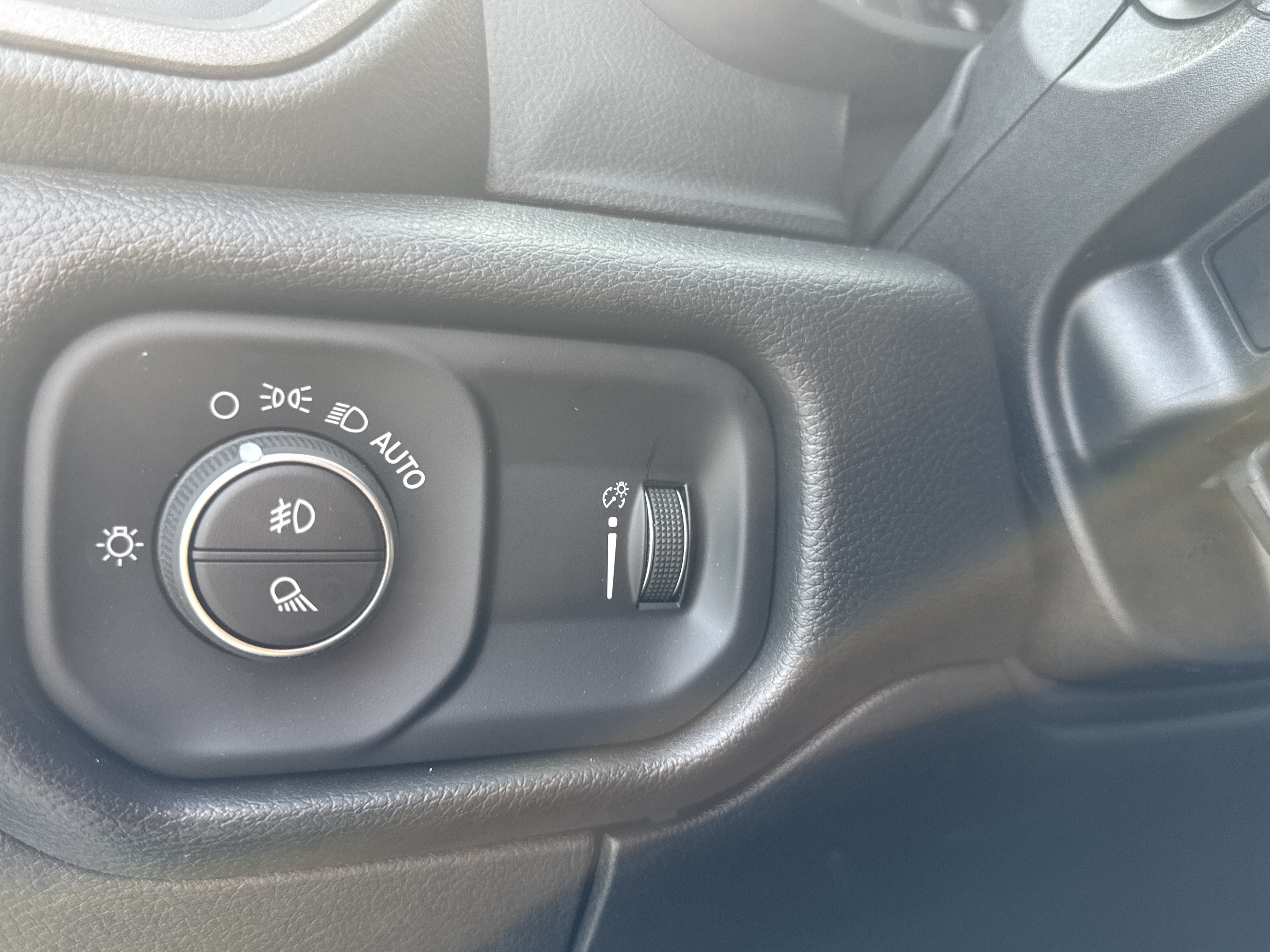 Used 2025 RAM 2500 Tradesman AWD/4WD image 34