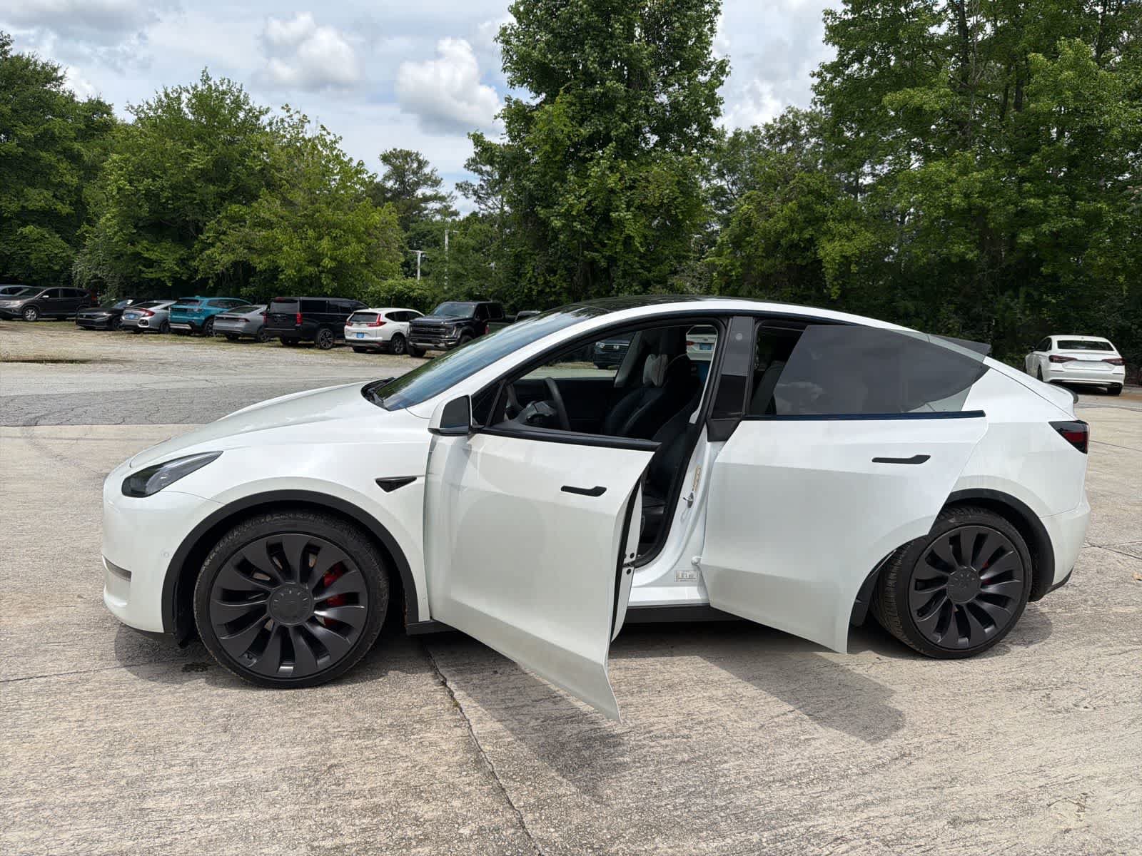 Used 2021 Tesla Model Y Performance AWD/4WD image 19