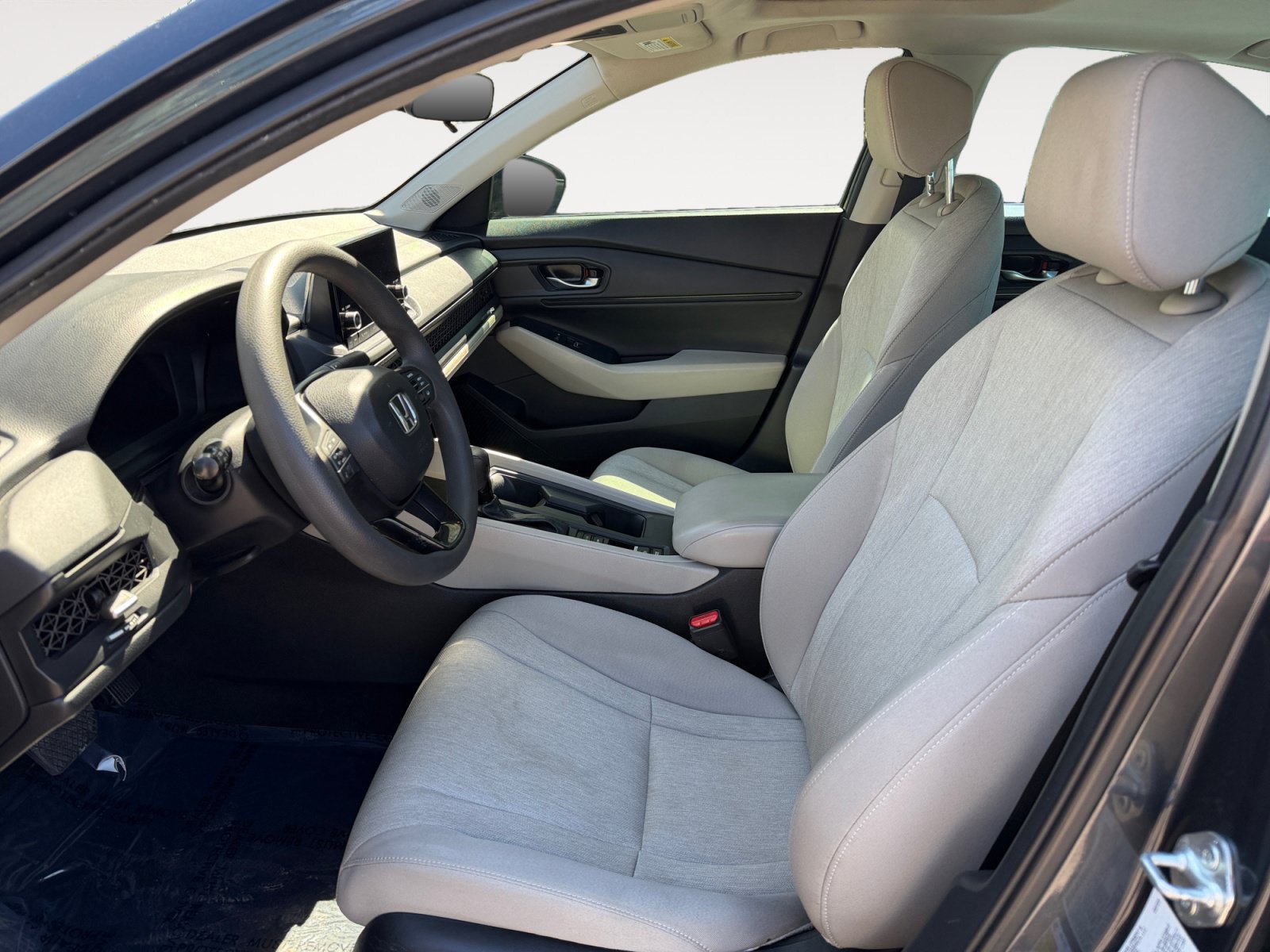 Used 2023 Honda Accord EX image 9