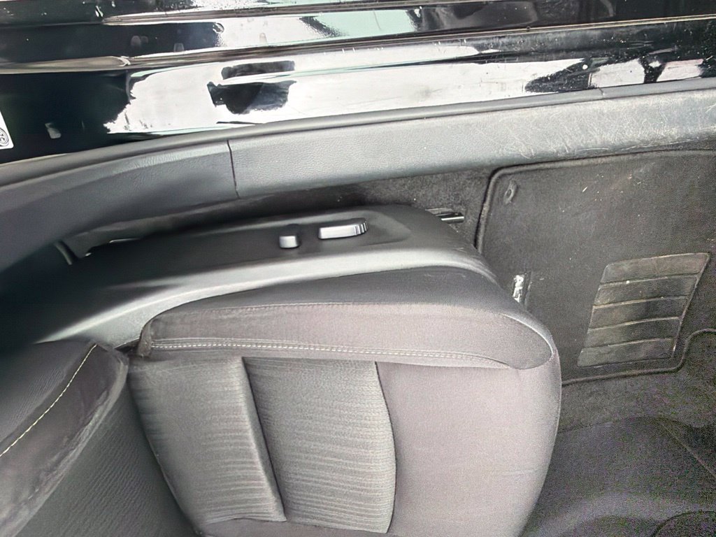 Used 2025 Nissan Altima 2.5 SV AWD/4WD image 17