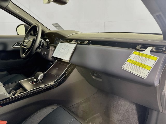 New 2026 Land Rover Range Rover Velar Belgravia AWD/4WD image 31