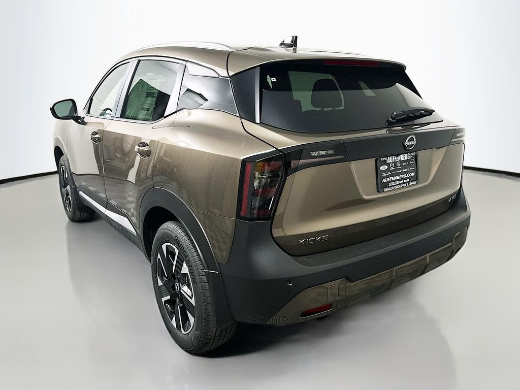 Used 2026 Nissan Kicks SV w/ Cold Weather Package image 5