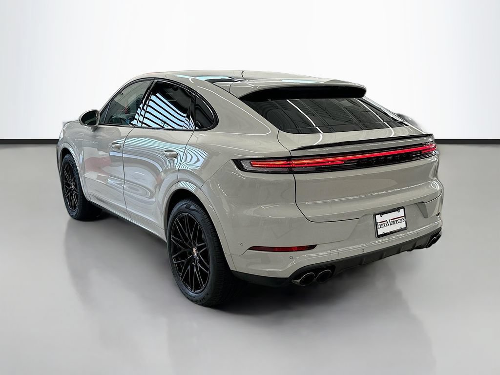 New 2026 Porsche Cayenne Coupe AWD/4WD image 3