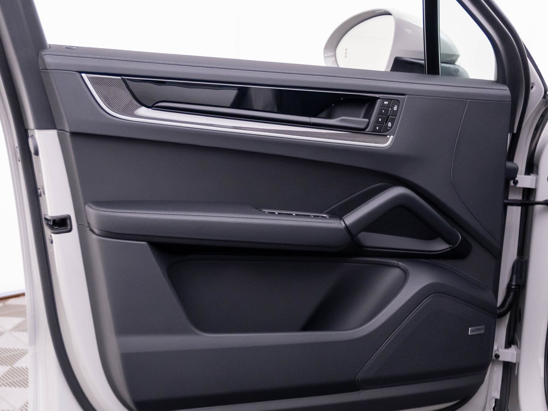 New 2026 Porsche Cayenne AWD/4WD image 14