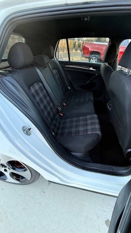 Used 2015 Volkswagen GTI S FWD image 15