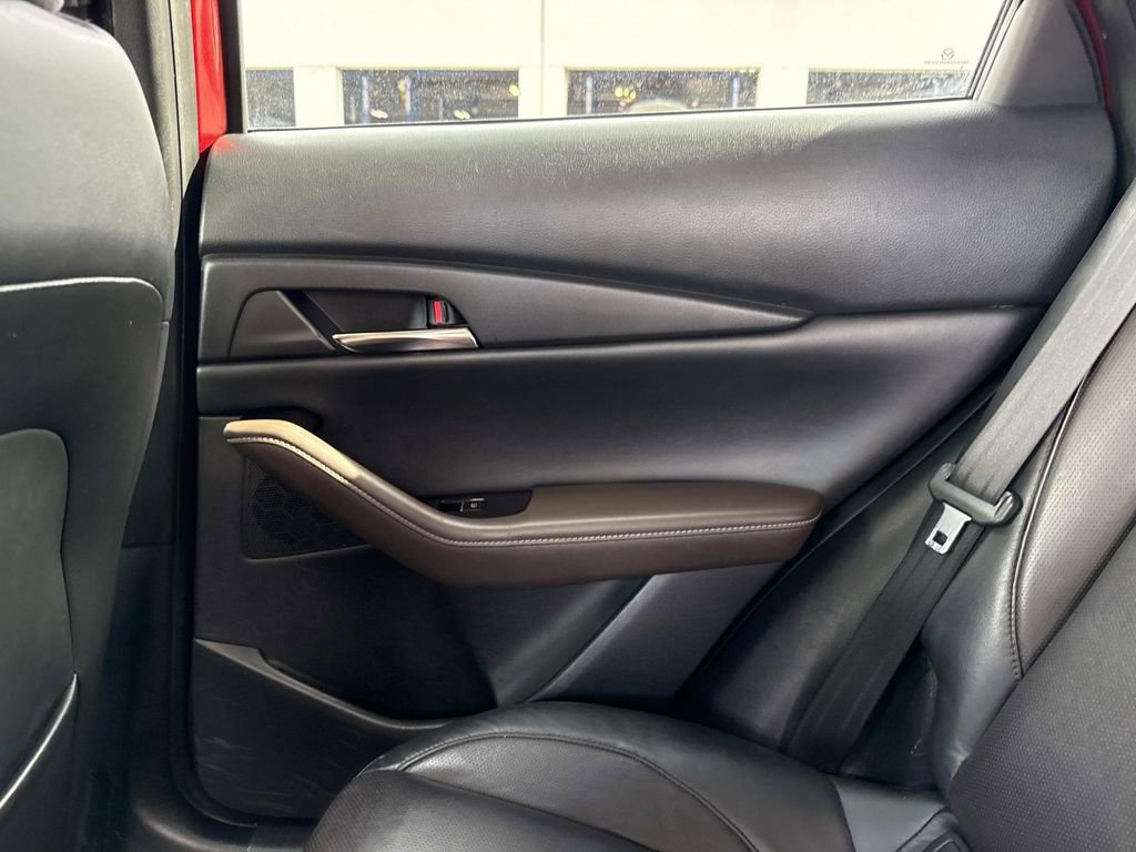 Used 2020 MAZDA CX-30 AWD w/ Premium Package image 17