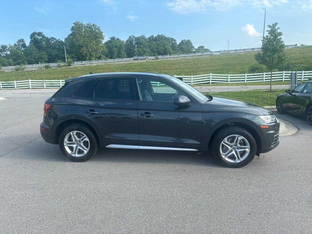 Used 2018 Audi Q5 2.0T Premium AWD/4WD image 2