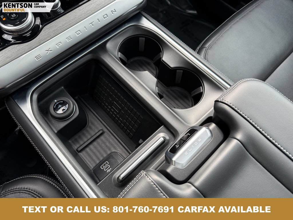 Used 2025 Ford Expedition Platinum AWD/4WD image 23