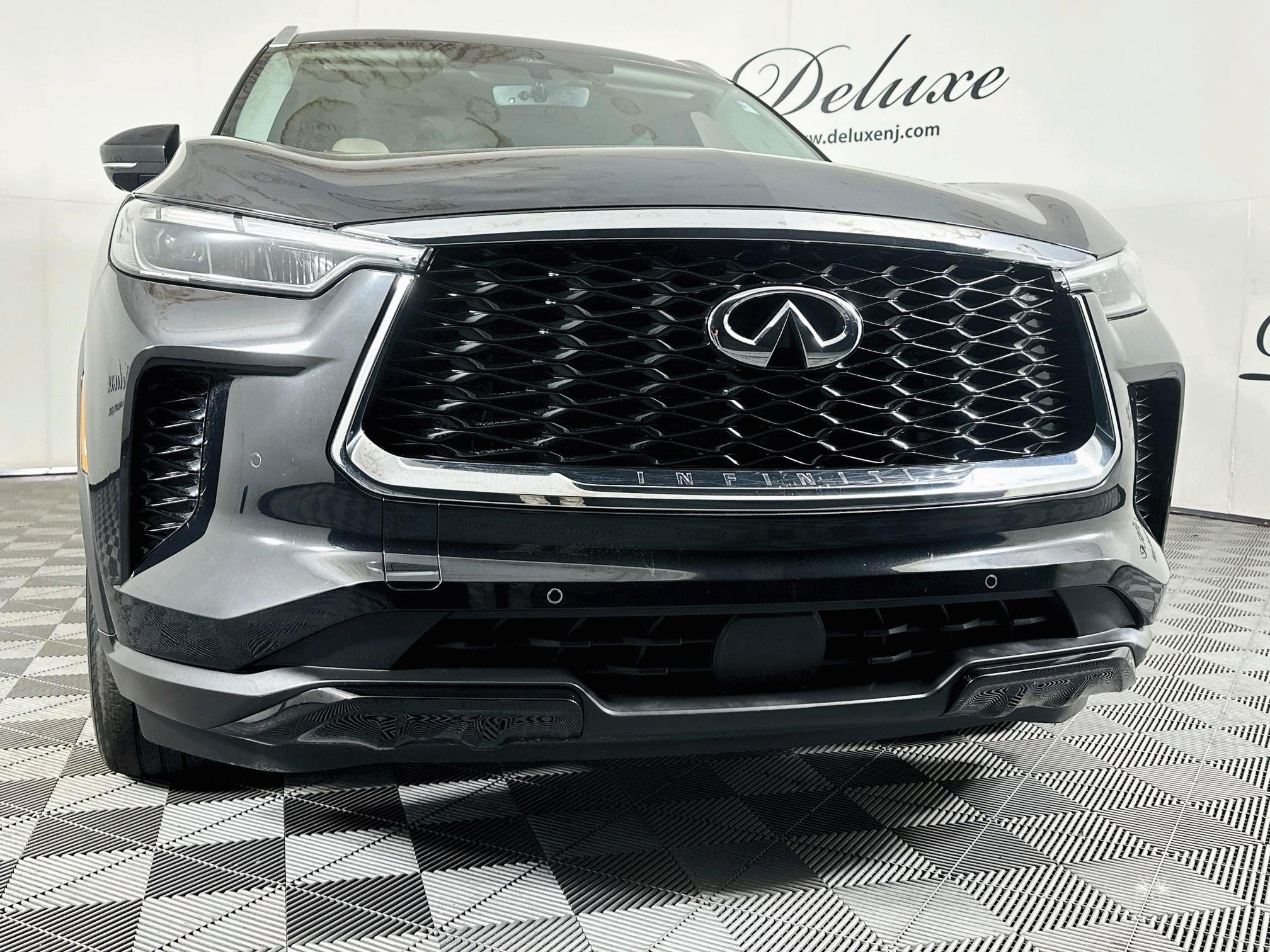 Used 2023 INFINITI QX60 Luxe w/ Performance Audio Package AWD/4WD image 34