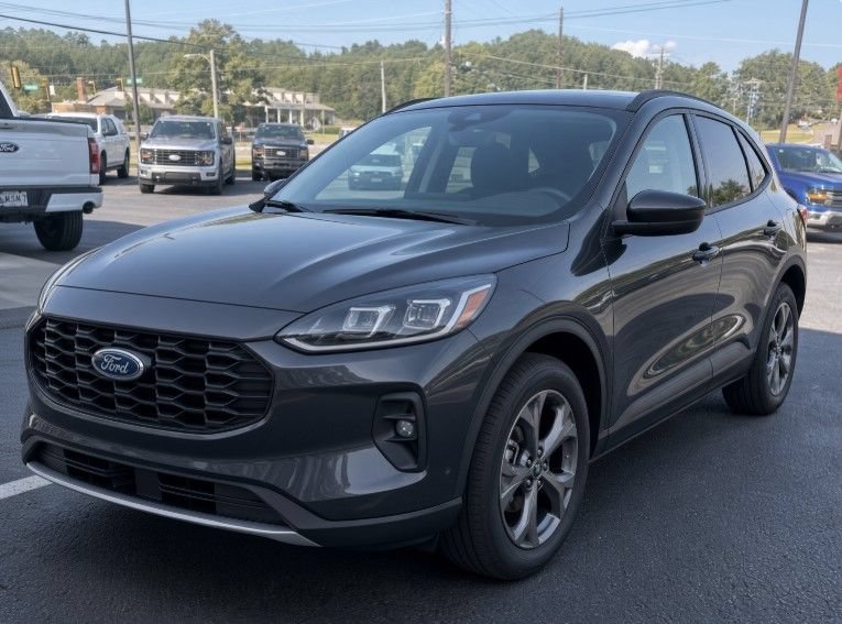 Used 2025 Ford Escape ST-Line Select AWD/4WD image 3