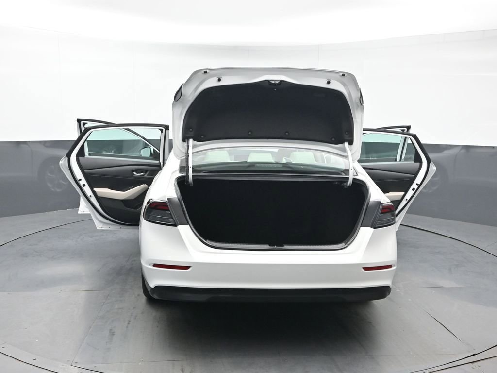 Used 2024 Honda Accord LX image 43