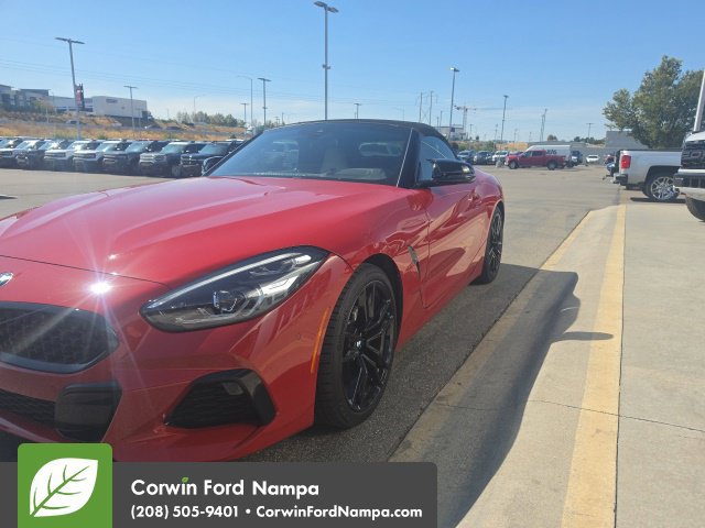Used 2019 BMW Z4 sDrive30i w/ M Sport Package RWD image 3