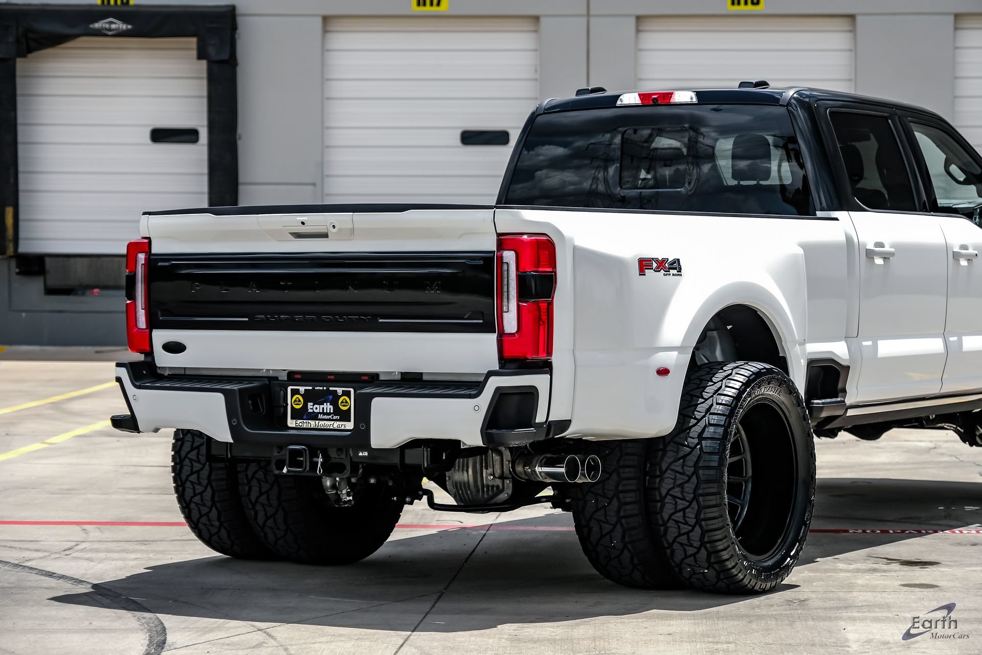 Used 2026 Ford F450 Platinum w/ Platinum Plus Package AWD/4WD image 17