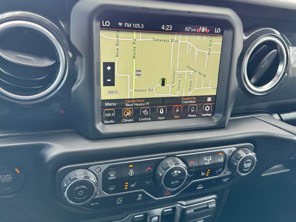 Used 2023 Jeep Wrangler Unlimited Sahara AWD/4WD image 22