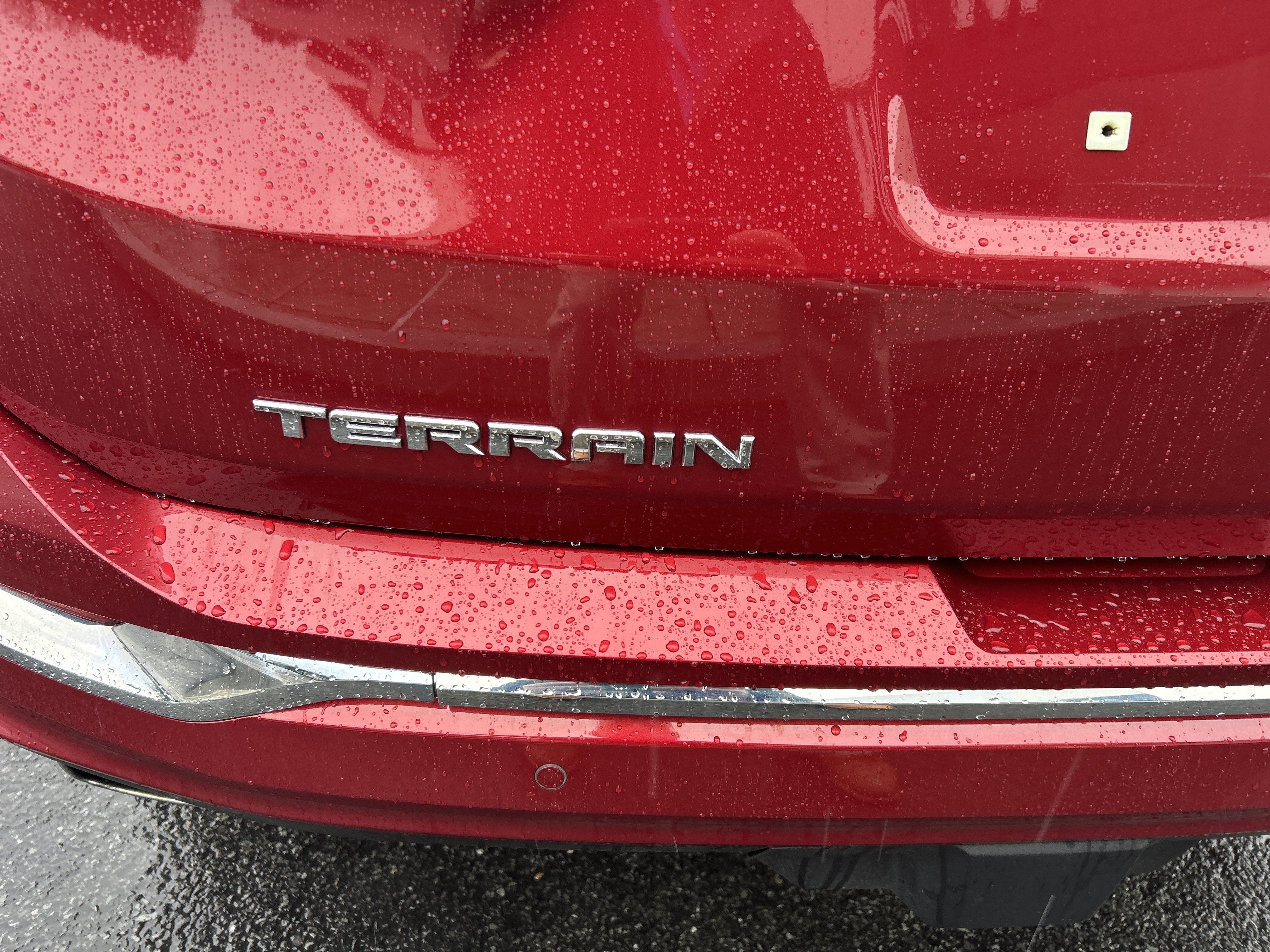Used 2020 GMC Terrain Denali w/ Denali Premium Package AWD/4WD image 11