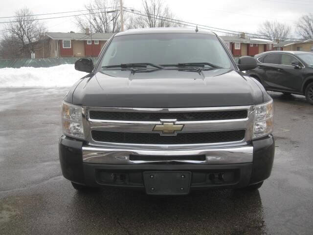 Used 2010 Chevrolet Silverado 1500 LT image 2