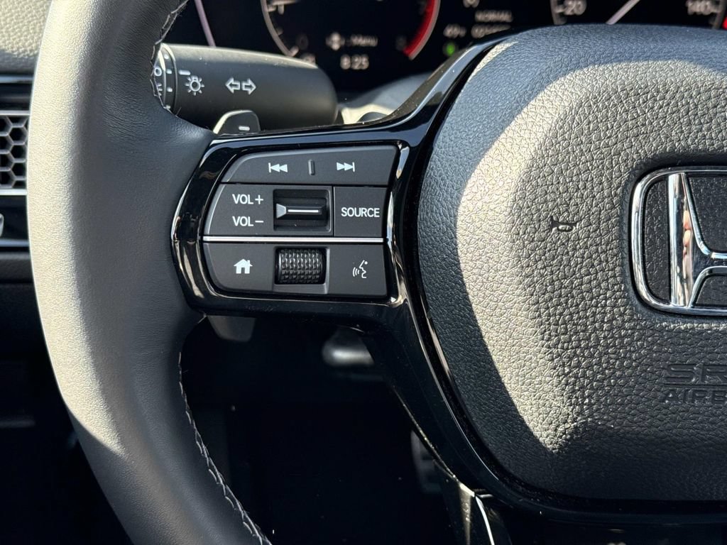 Used 2023 Honda Civic Sport image 10