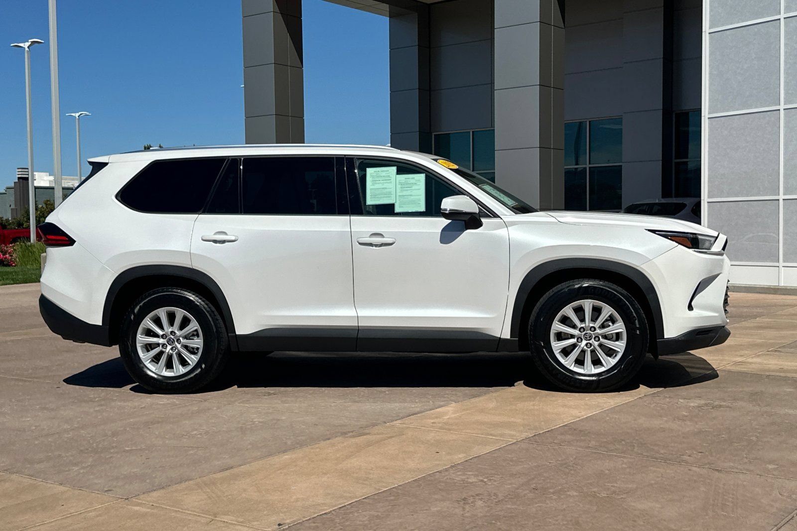 Certified 2025 Toyota Grand Highlander AWD video 3