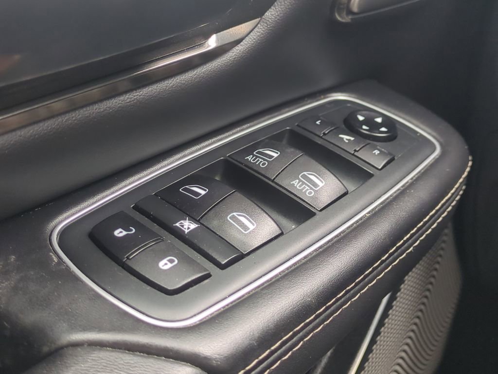 Used 2021 RAM 1500 Limited image 27