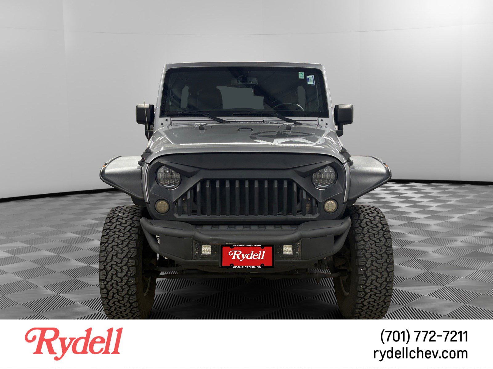 Used 2013 Jeep Wrangler Unlimited Sport AWD/4WD image 8