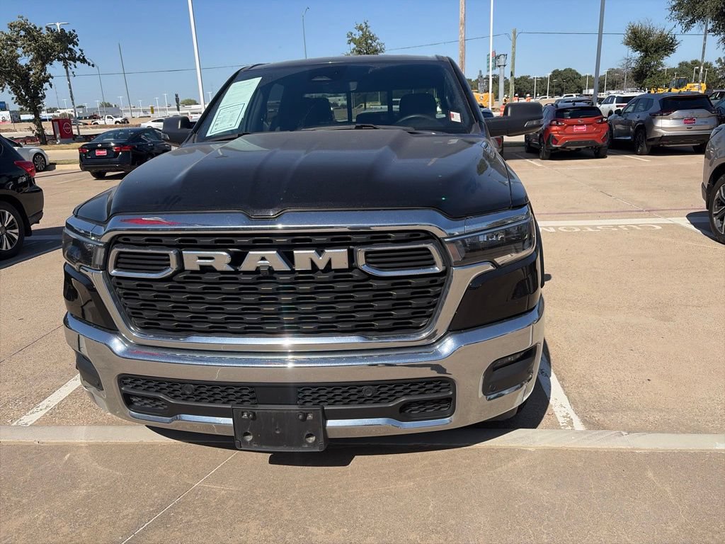 Used 2025 RAM 1500 Big Horn AWD/4WD image 3