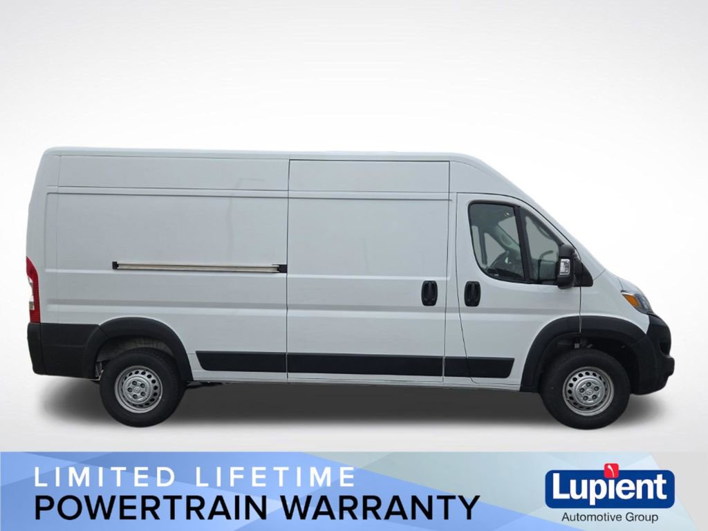 Used 2026 RAM ProMaster 2500 w/ Convenience Group FWD image 2