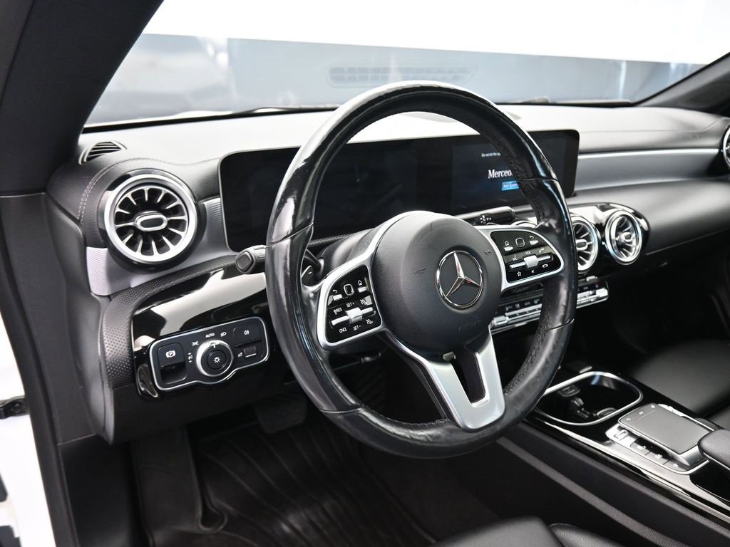 Used 2020 Mercedes-Benz CLA 250 4MATIC image 14