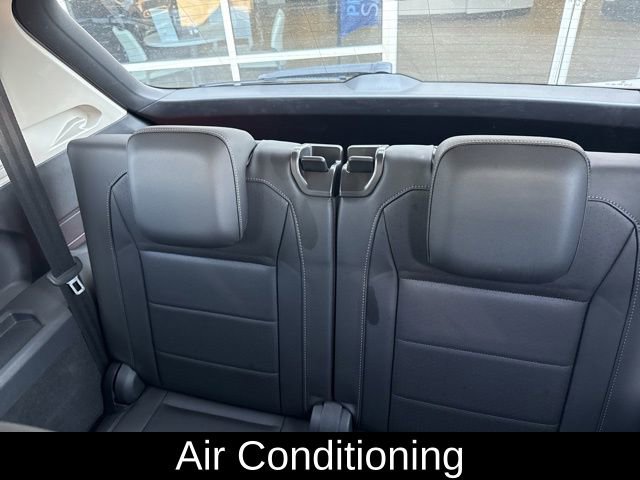 Used 2019 Volkswagen Tiguan SE w/ Panoramic Sunroof Package image 11