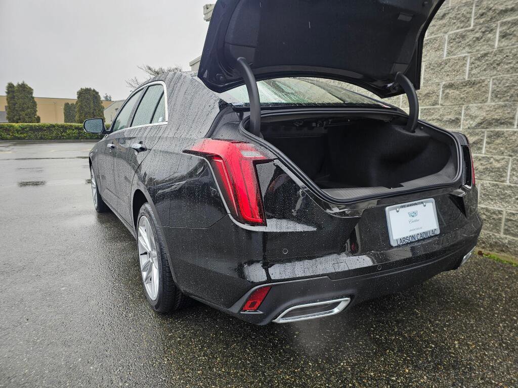 New 2026 Cadillac CT4 Luxury image 8