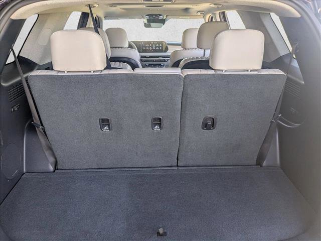 Used 2023 Hyundai Palisade Limited FWD image 6