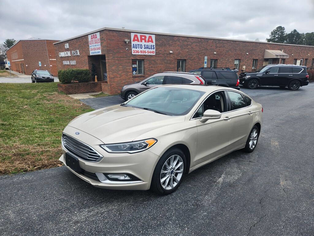 Used 2017 Ford Fusion SE w/ Fusion SE Technology Package