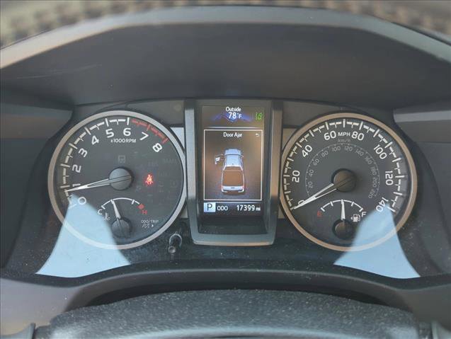 Used 2023 Toyota Tacoma TRD Off-Road w/ TRD Premium Off Road Package image 17