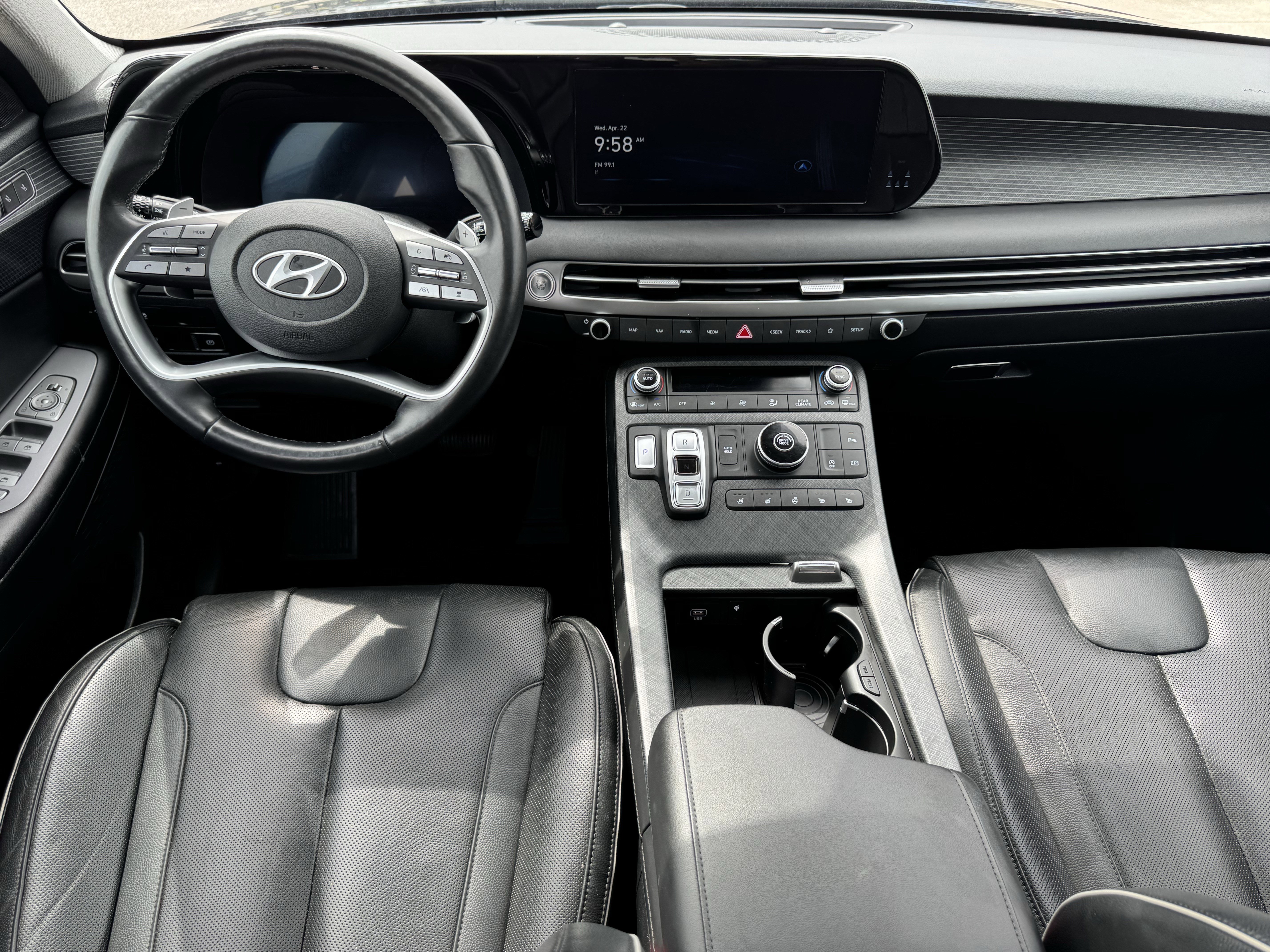 Used 2024 Hyundai Palisade Limited image 13