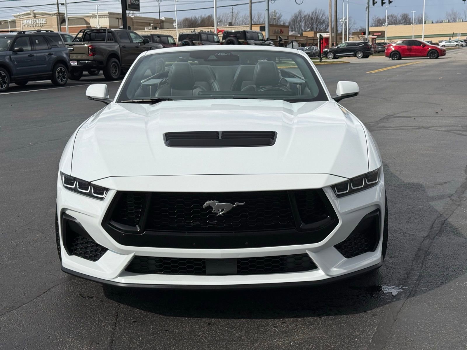 Used 2024 Ford Mustang GT Premium image 8