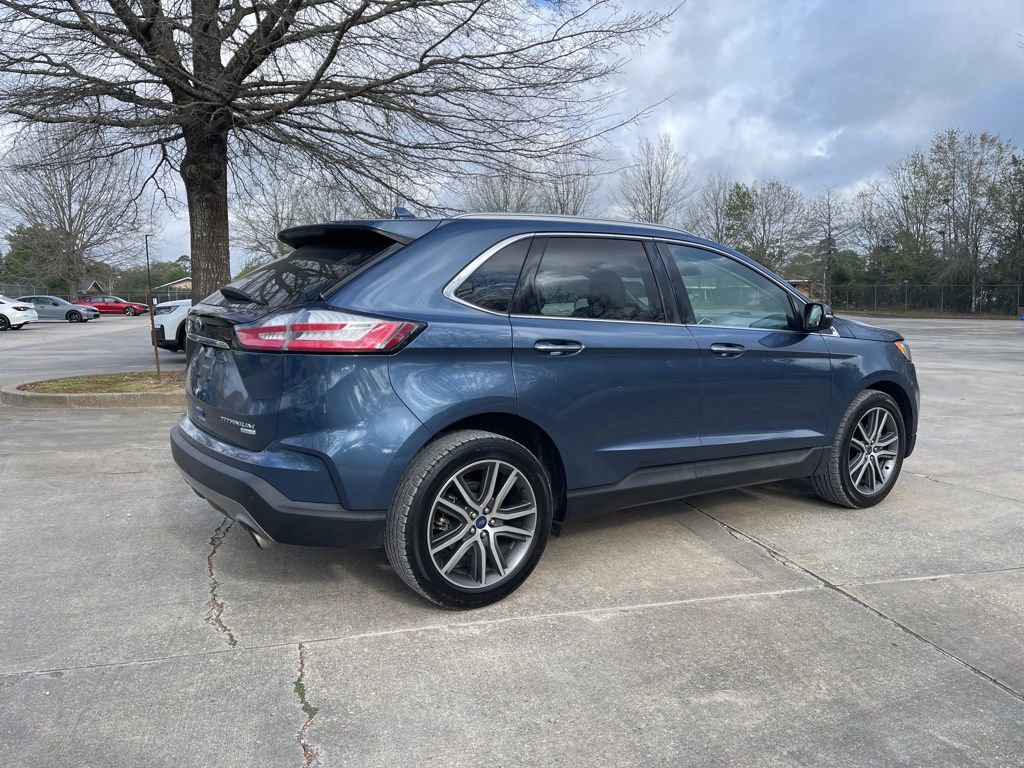 Used 2019 Ford Edge Titanium image 5