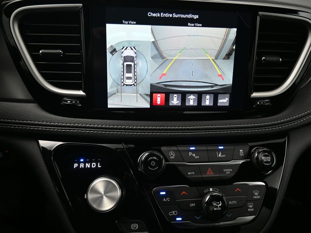 New 2026 Chrysler Pacifica Select image 19