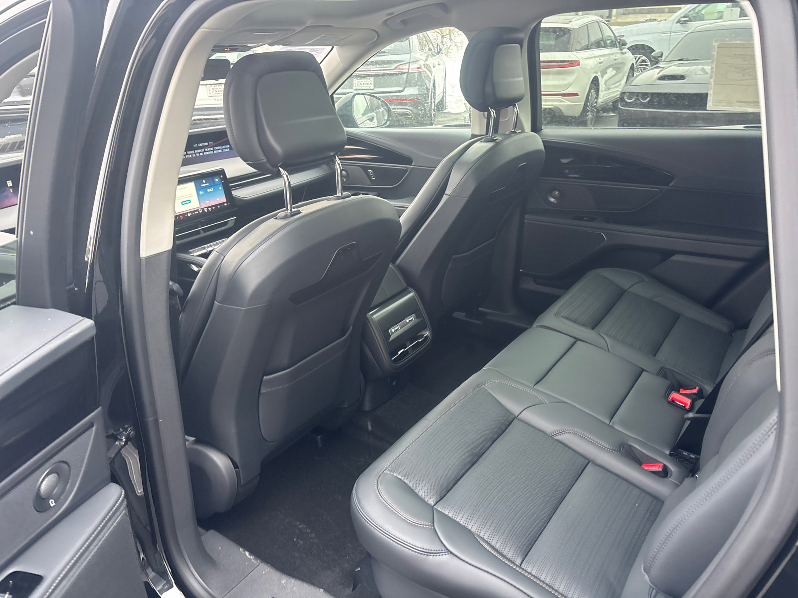 New 2026 Lincoln Nautilus Reserve w/ Jet Appearance Package AWD/4WD image 28