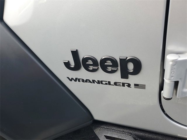 Used 2023 Jeep Wrangler Willys image 5