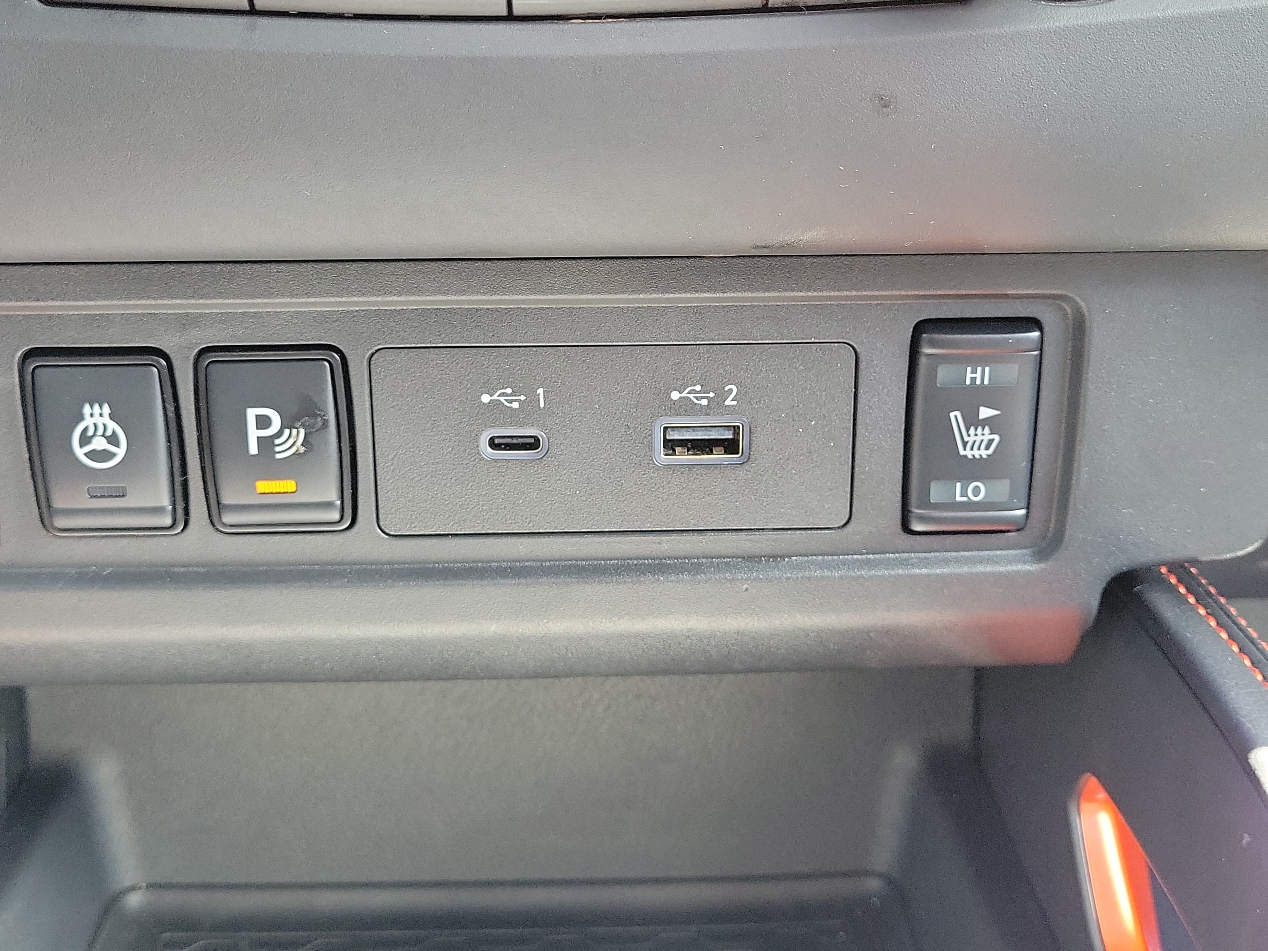 Certified 2025 Nissan Frontier PRO-4X w/ Pro Premium Package AWD/4WD image 28