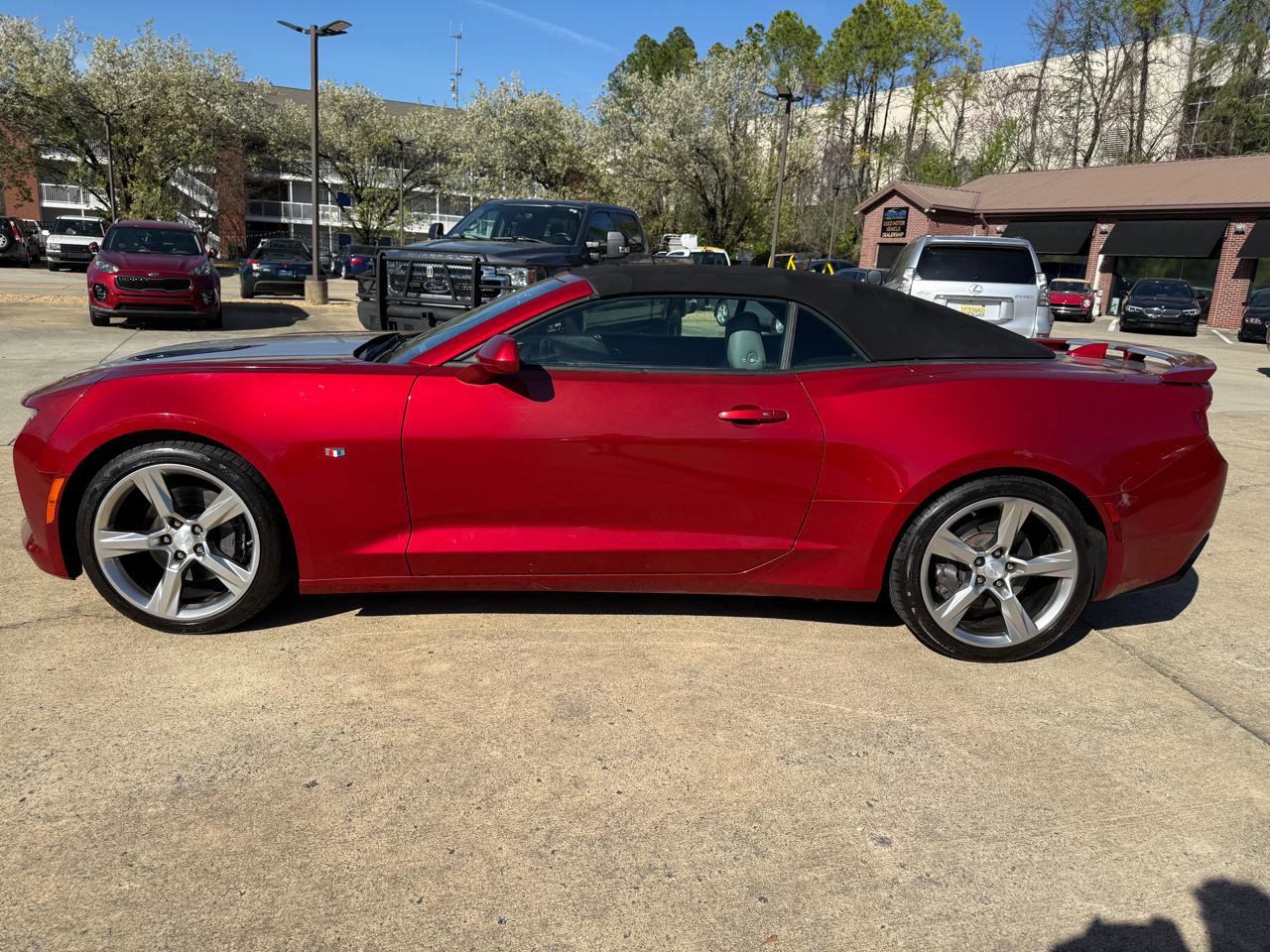 Used 2017 Chevrolet Camaro SS image 3