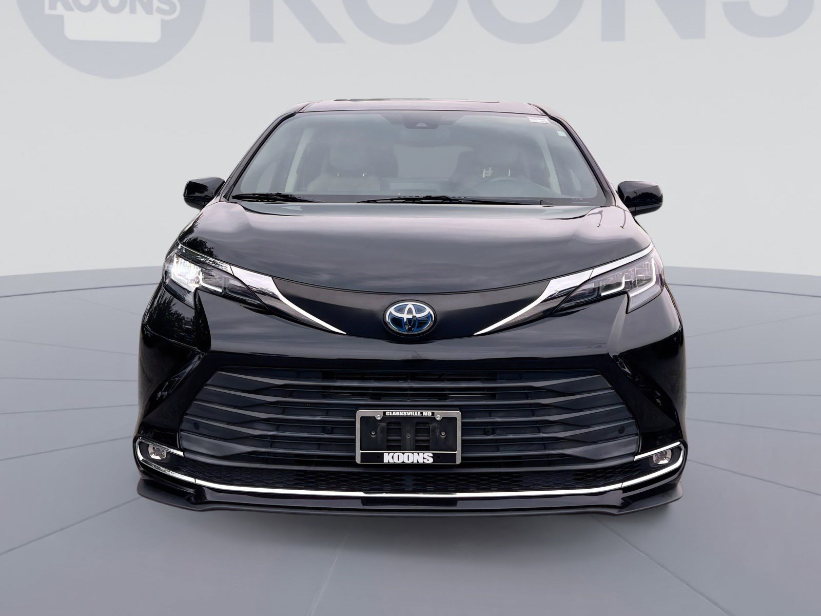 Used 2021 Toyota Sienna XLE image 11