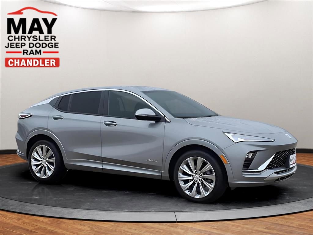 Used 2025 Buick Envista Avenir image 2