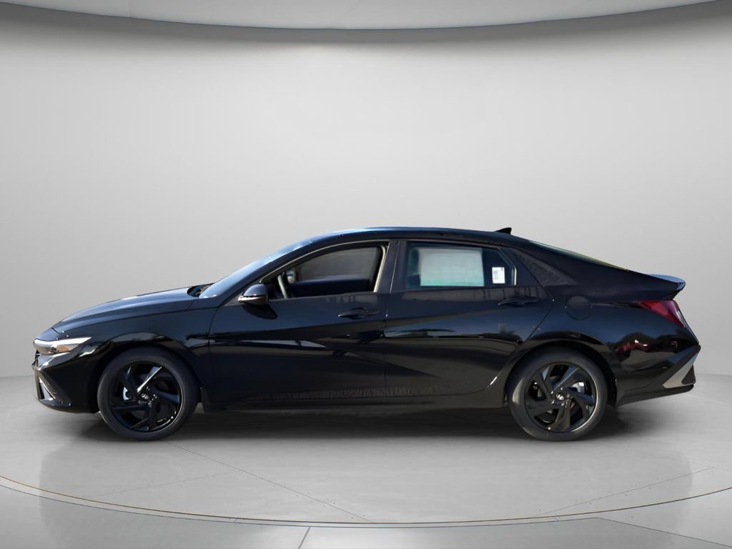 New 2026 Hyundai Elantra Sport FWD image 2