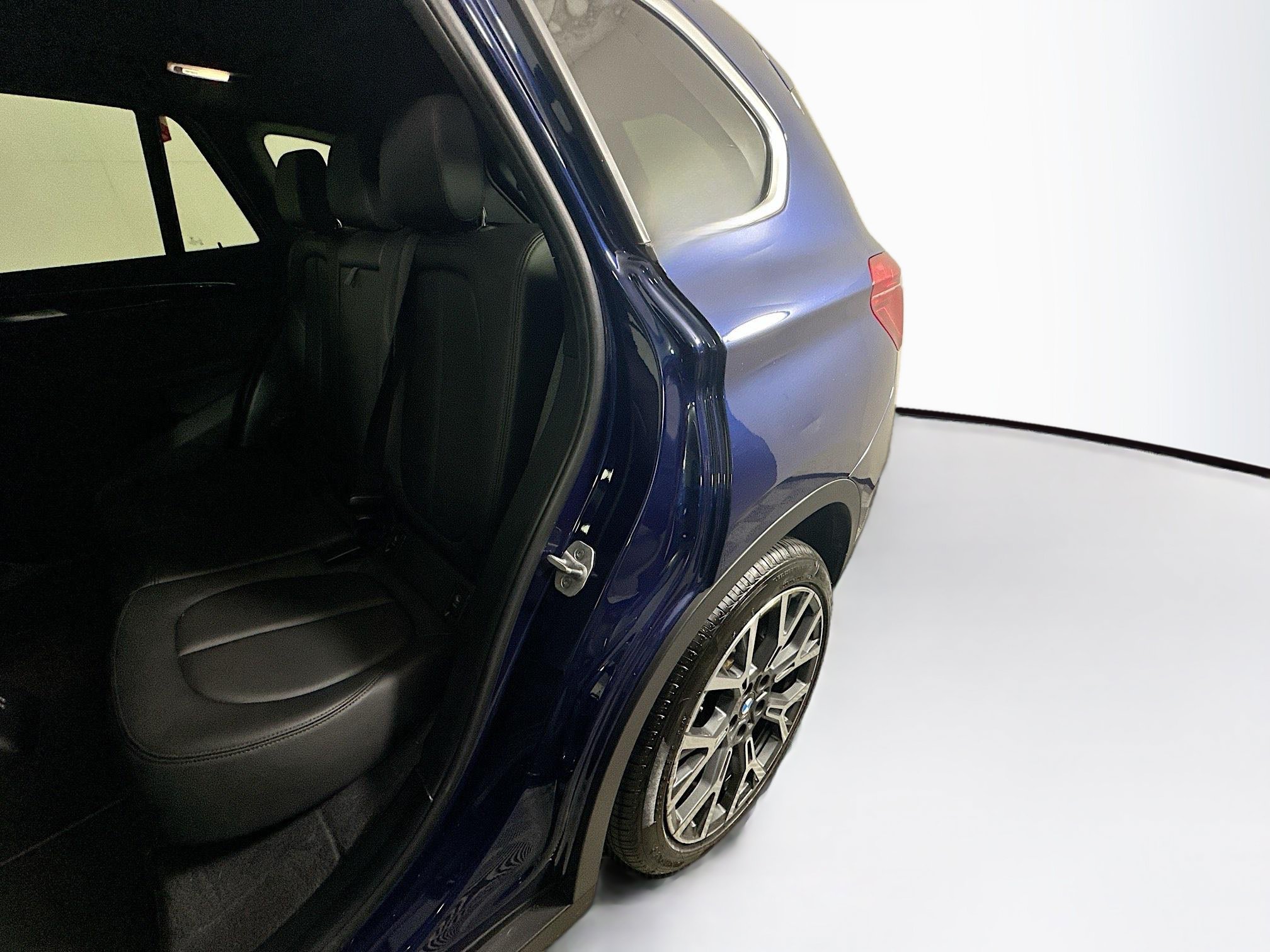 Used 2020 BMW X1 sDrive28i w/ Convenience Package FWD image 26