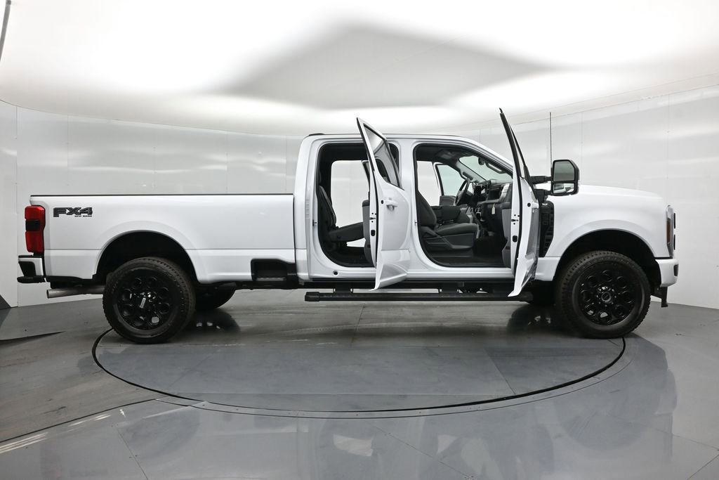 New 2026 Ford F350 XLT w/ XLT Premium Package image 4